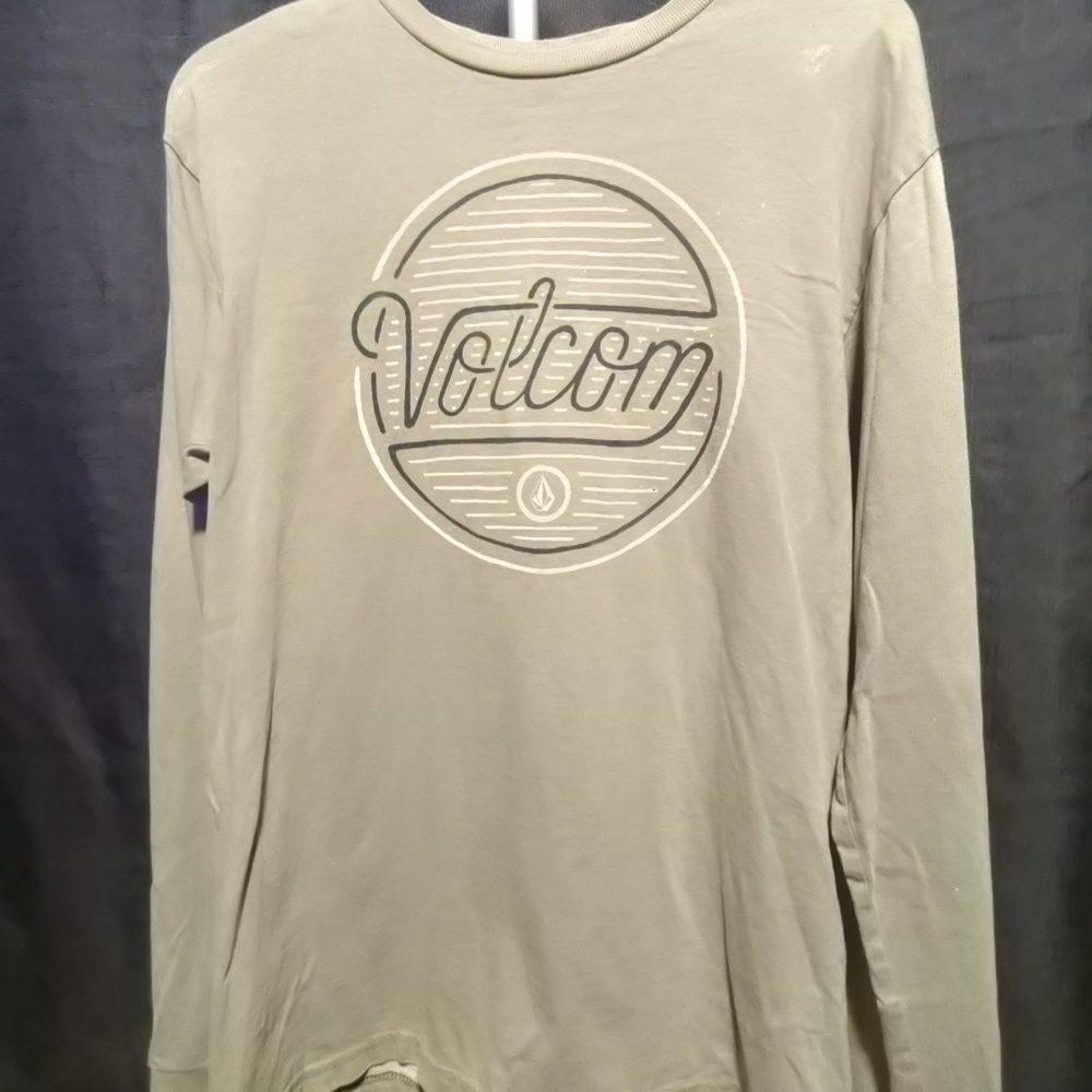 Men's long sleeve shirt